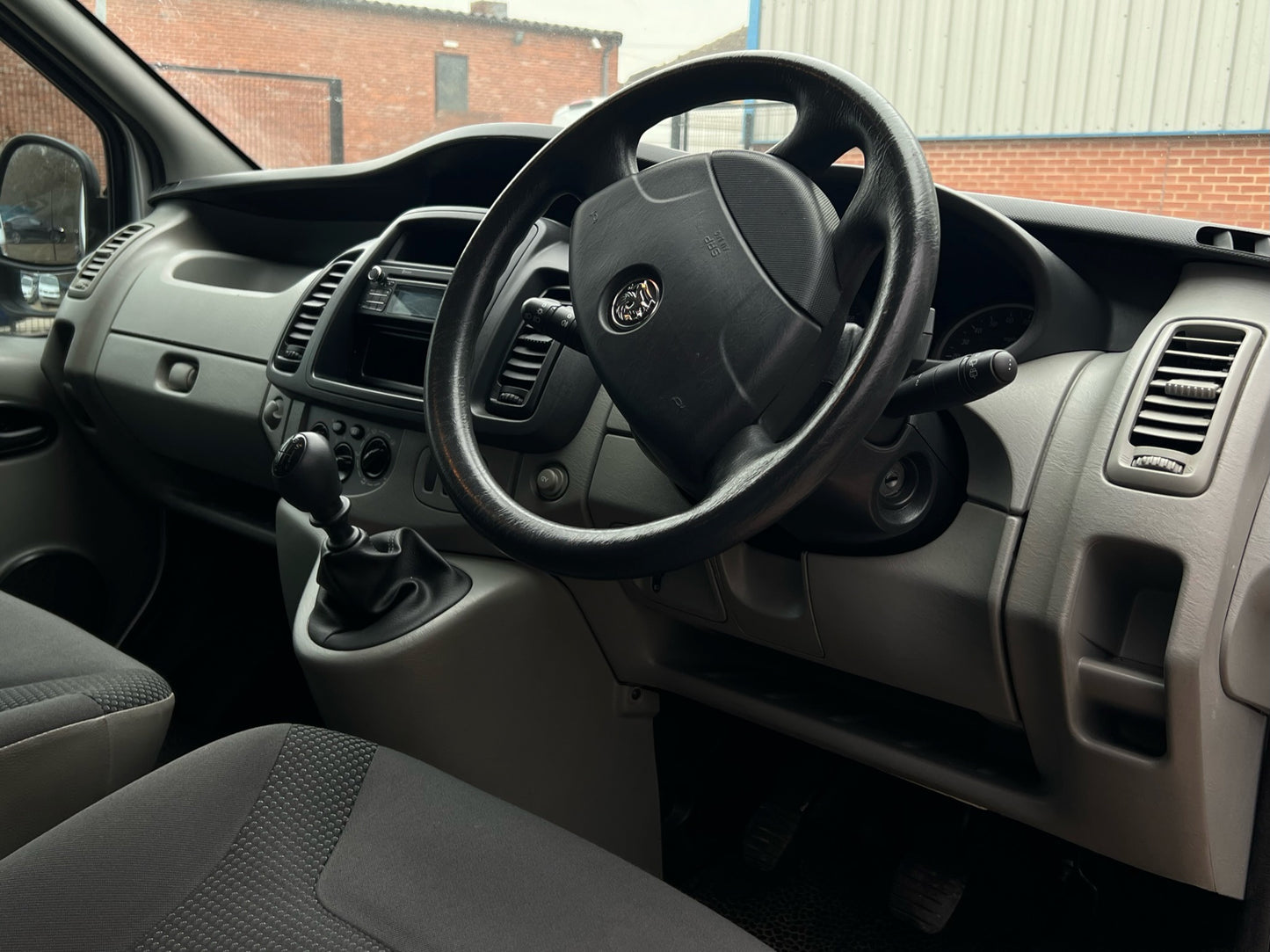Vauxhall Vivaro Minibus 9 Seater