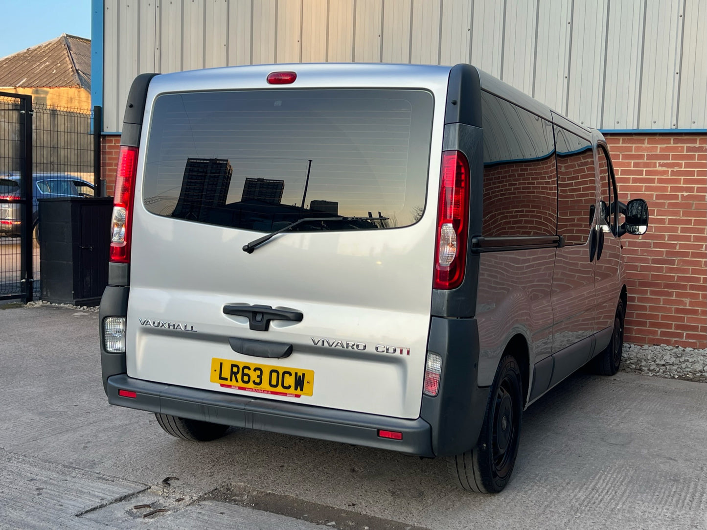 Vauxhall Vivaro Minibus 9 Seater